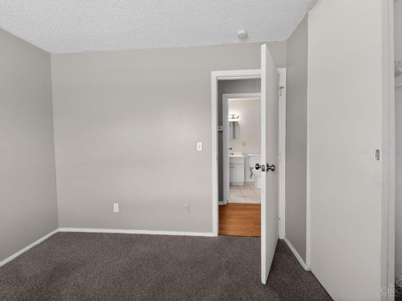 1990 Bluehill Drive, Springfield Twp., OH 45240 Photo 14