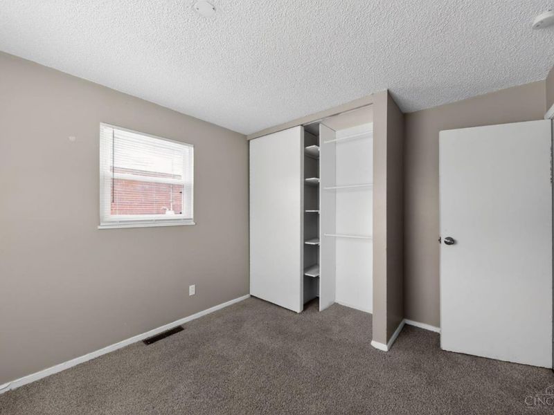 1990 Bluehill Drive, Springfield Twp., OH 45240 Photo 18