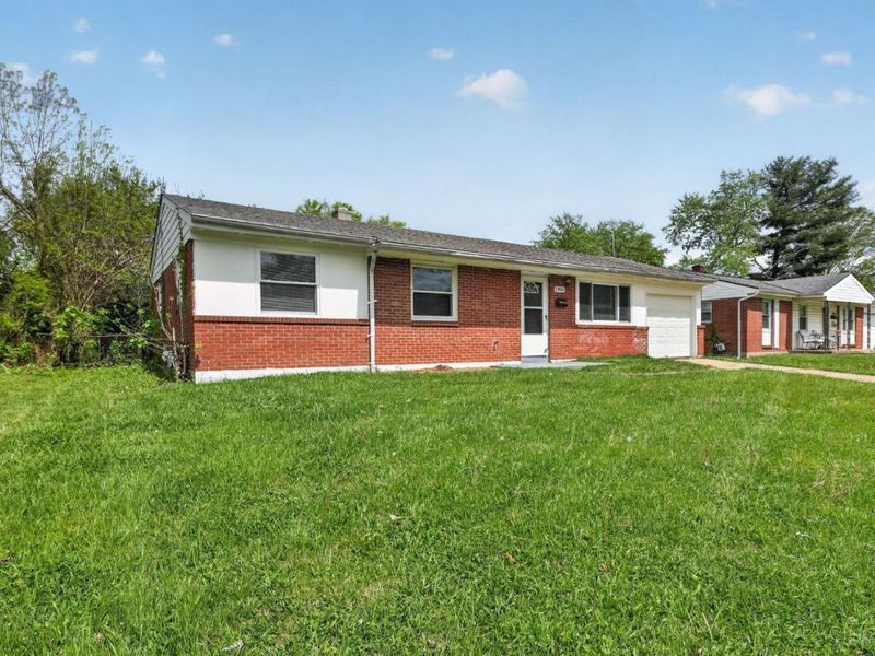 1990 Bluehill Drive, Springfield Twp., OH 45240 Photo 3