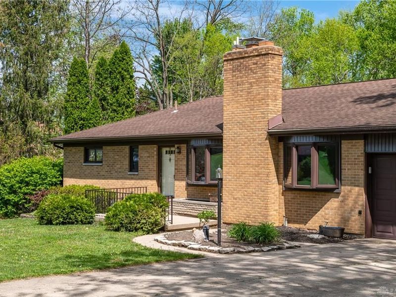 1176 Geneva Road, Beavercreek, OH 45434 Photo 4