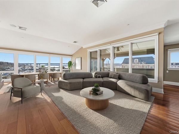 127 W Main Street , Unit 300, Tarrytown, NY 10591