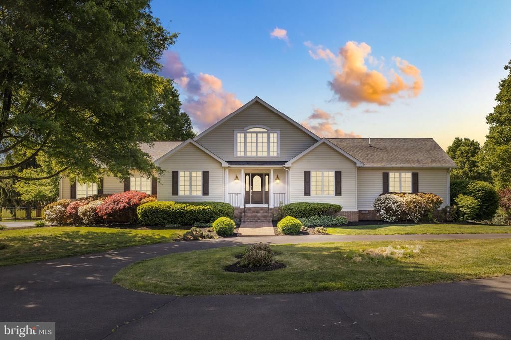 64 ROLLING GREEN LANE, BRIGHTWOOD, VA 22715