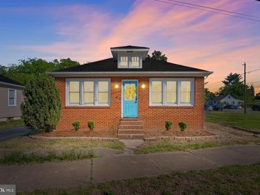 90 CHATHAM HEIGHTS ROAD , FREDERICKSBURG, VA 22405