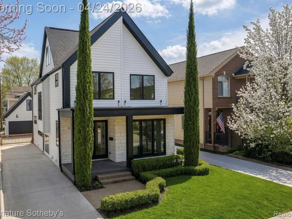 832 Humphrey Avenue, Birmingham, MI 48009