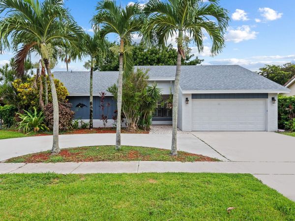 9718 Lancaster Place, Boca Raton, FL 33434