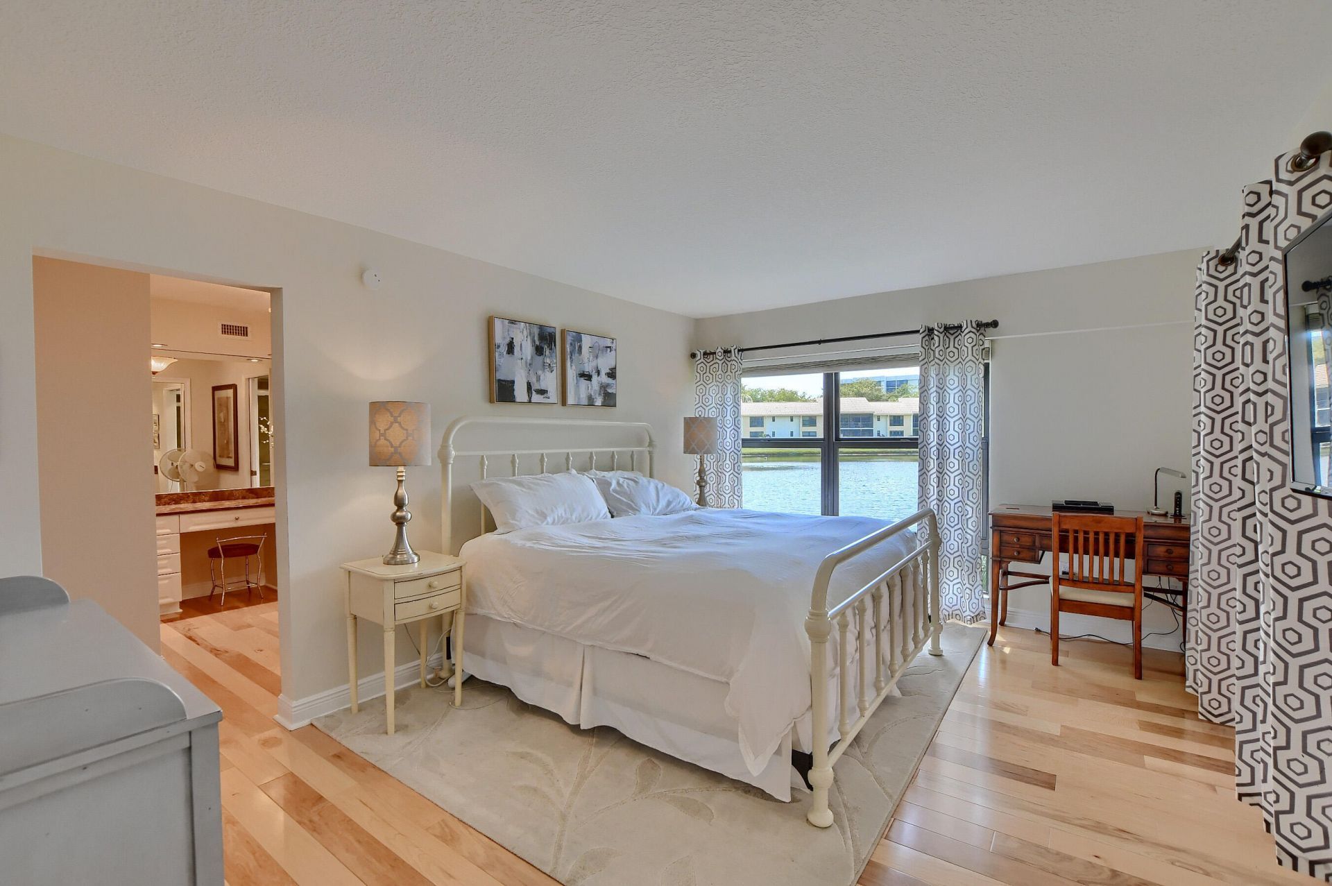 6748 Willow Wood Drive, Unit 1305, Boca Raton, FL 33434 Photo