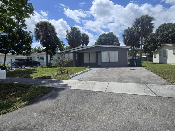 3860 NW 8th Place, Lauderhill, FL 33311