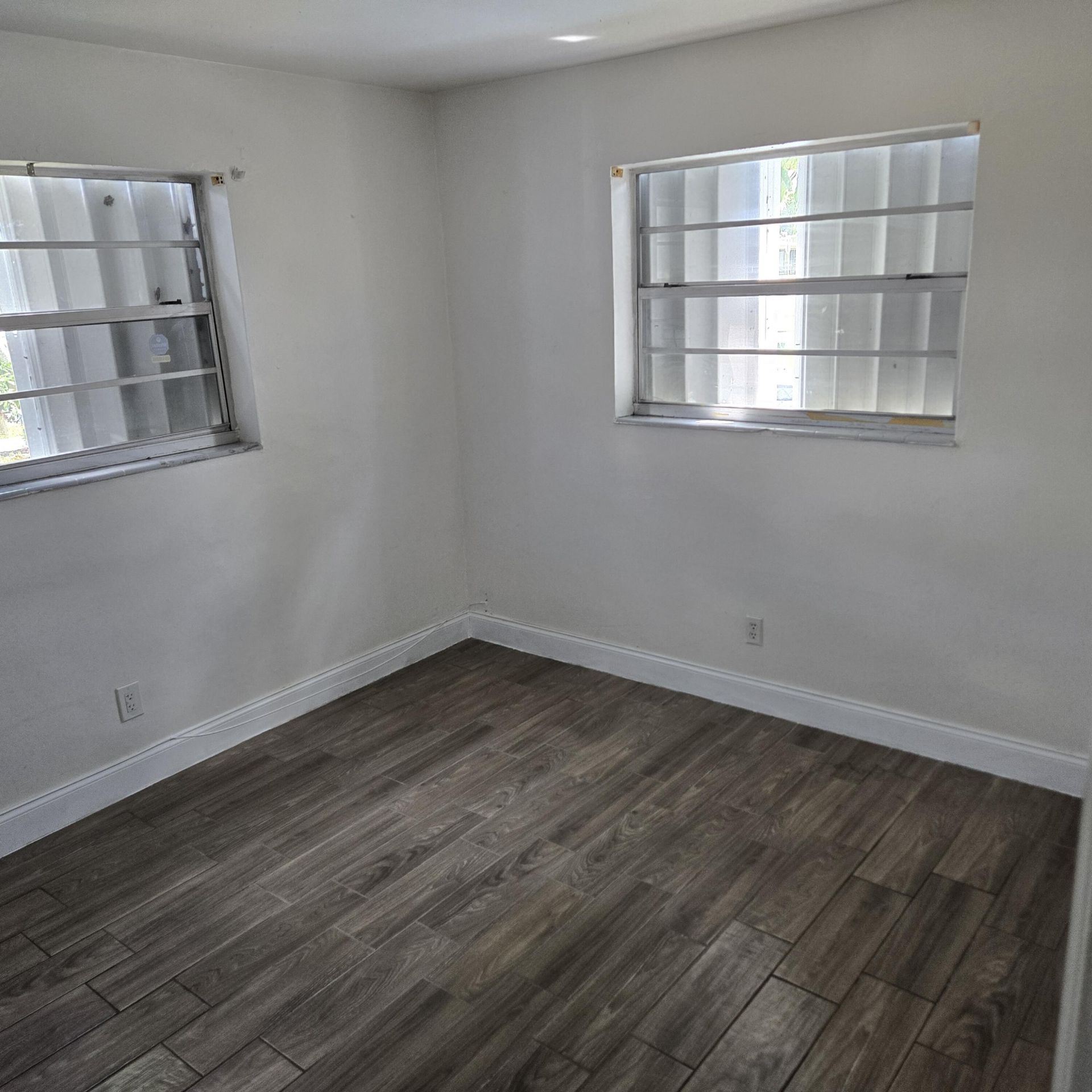 3860 NW 8th Place, Fort Lauderdale, FL 33311 Photo