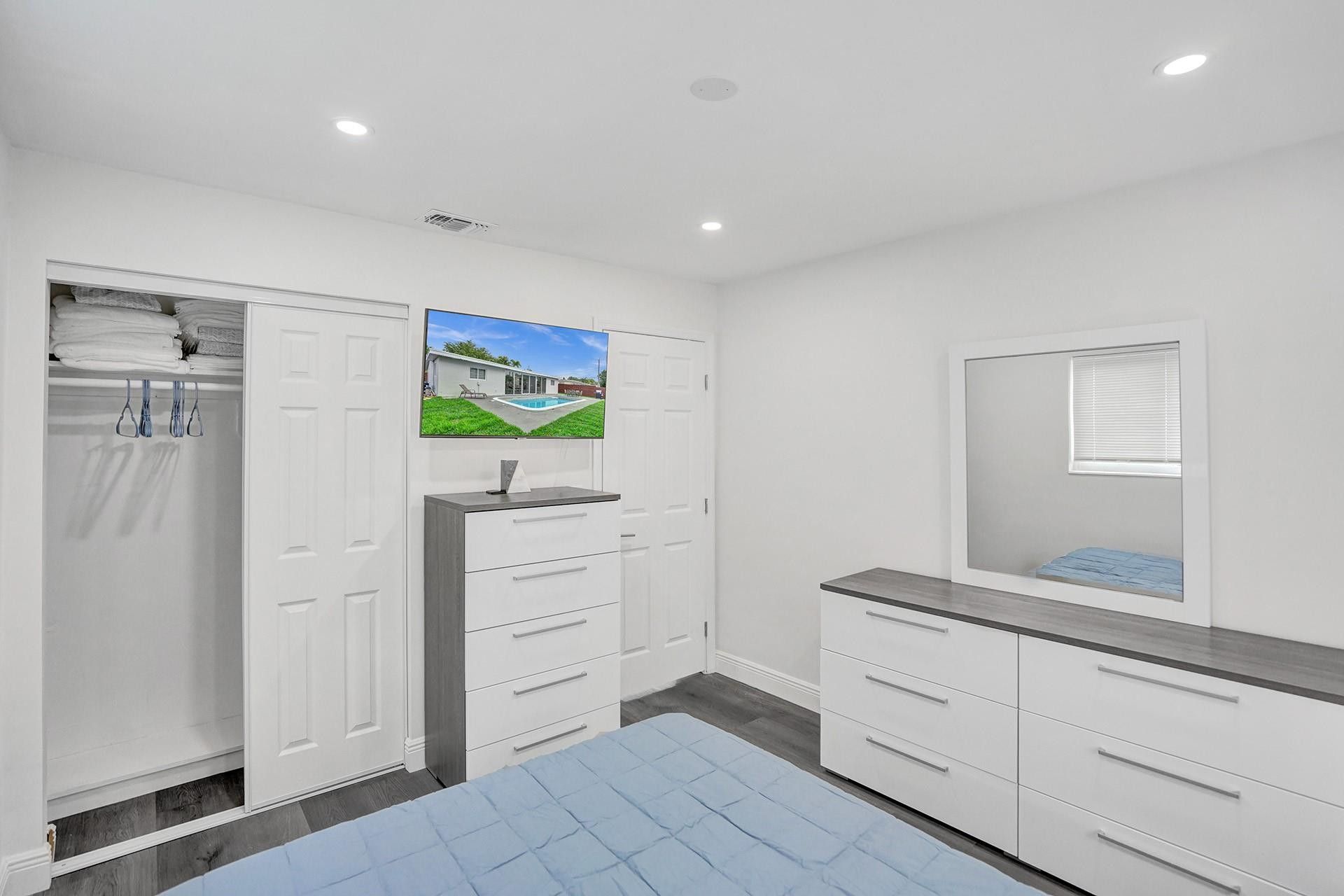 2114 N 42nd Avenue, Hollywood, FL 33021 Photo