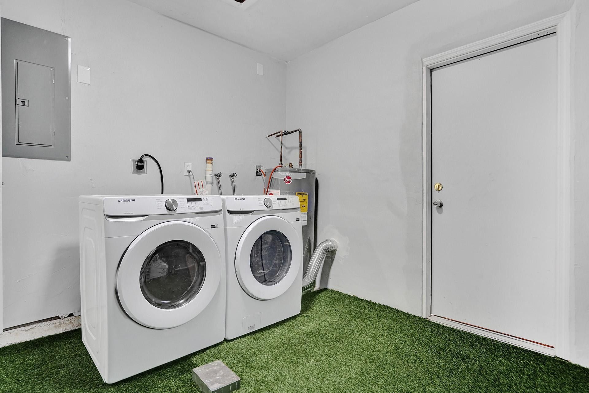 2114 N 42nd Avenue, Hollywood, FL 33021 Photo
