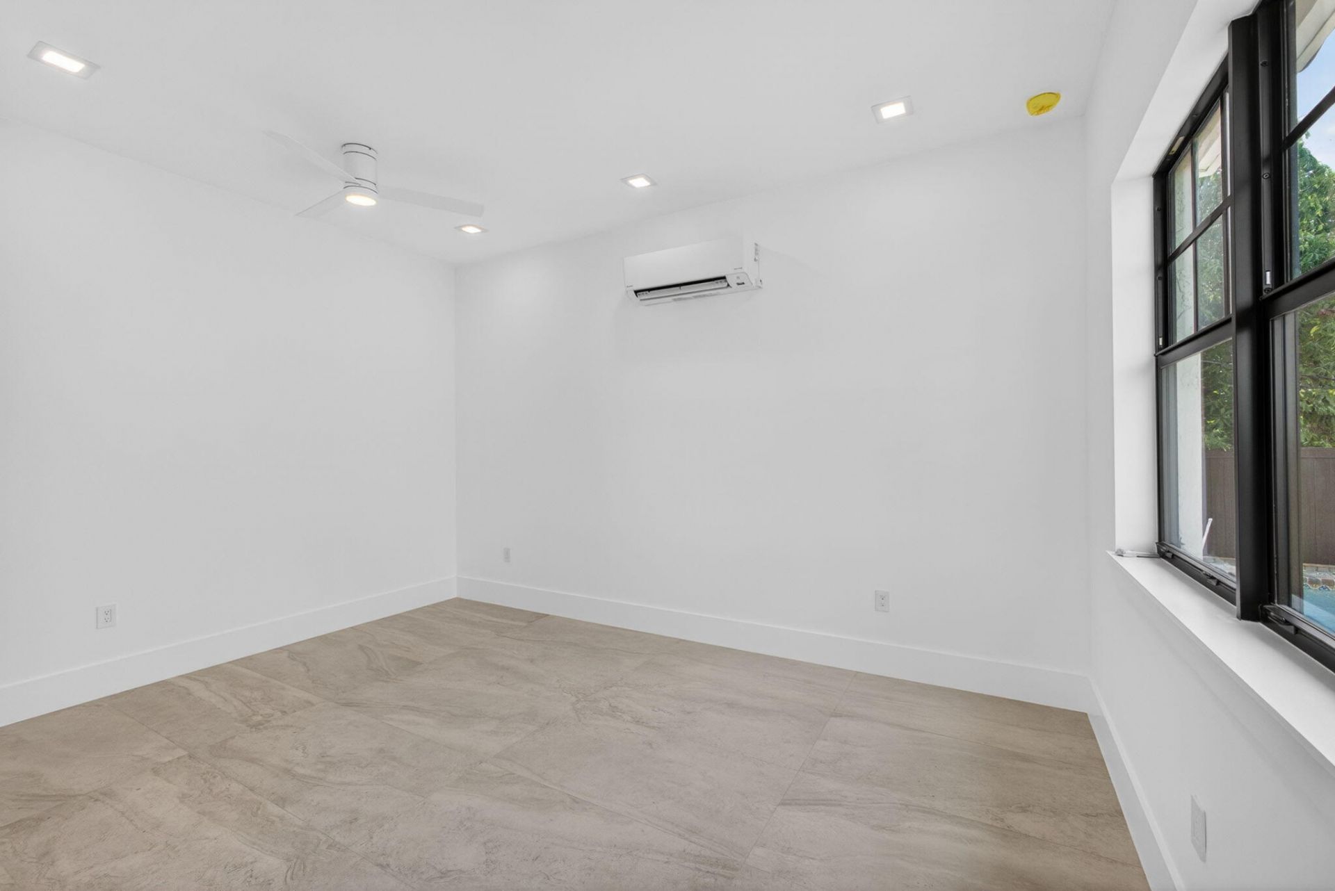1013 Ardmore Road, West Palm Beach, FL 33401 Photo