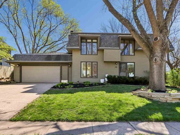 416 Macbride Rd., Iowa City, IA 52246