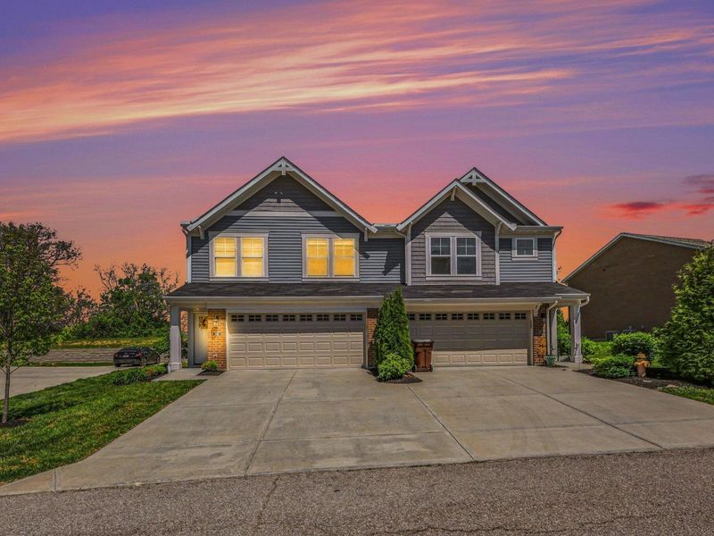 1880 Quarry Oaks Drive, Florence, KY 41042 Photo 2
