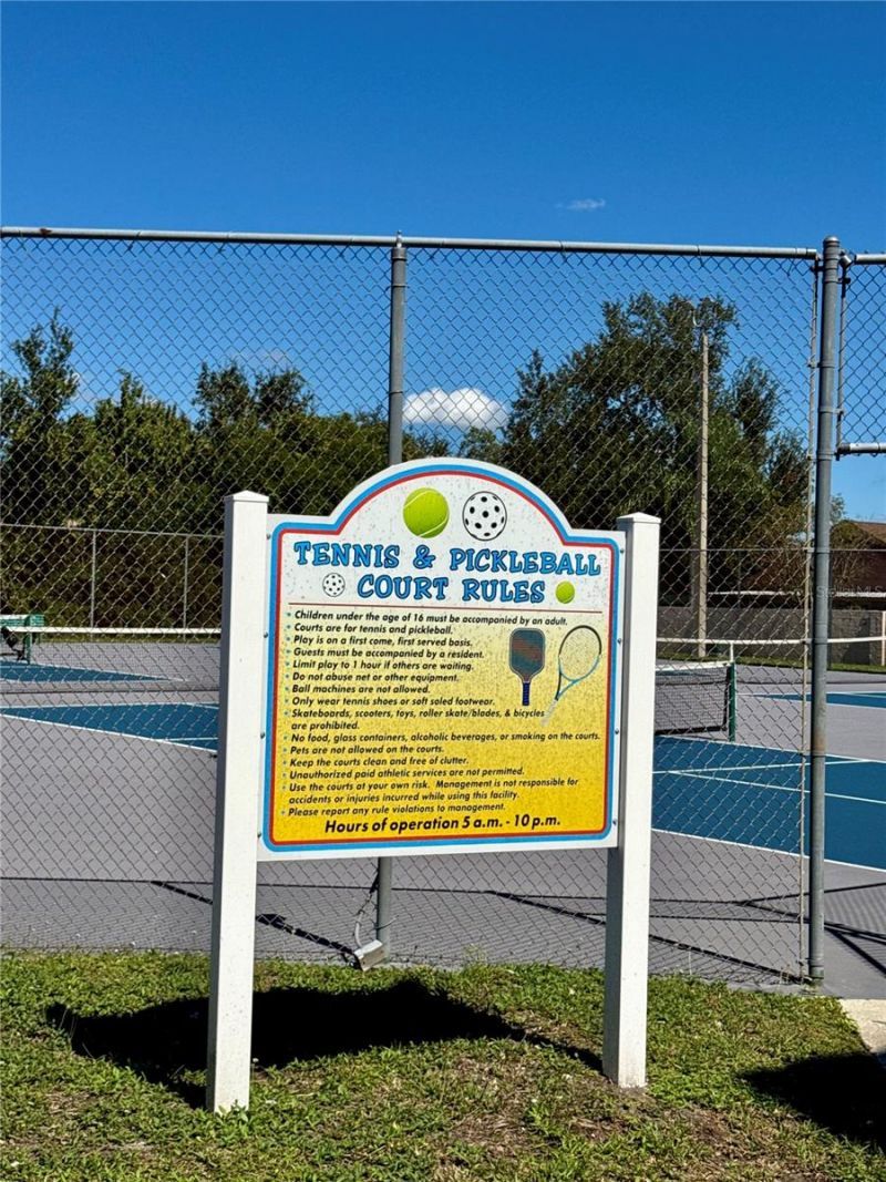 2904 Nipawin Court , Orlando, FL 32837 Photo