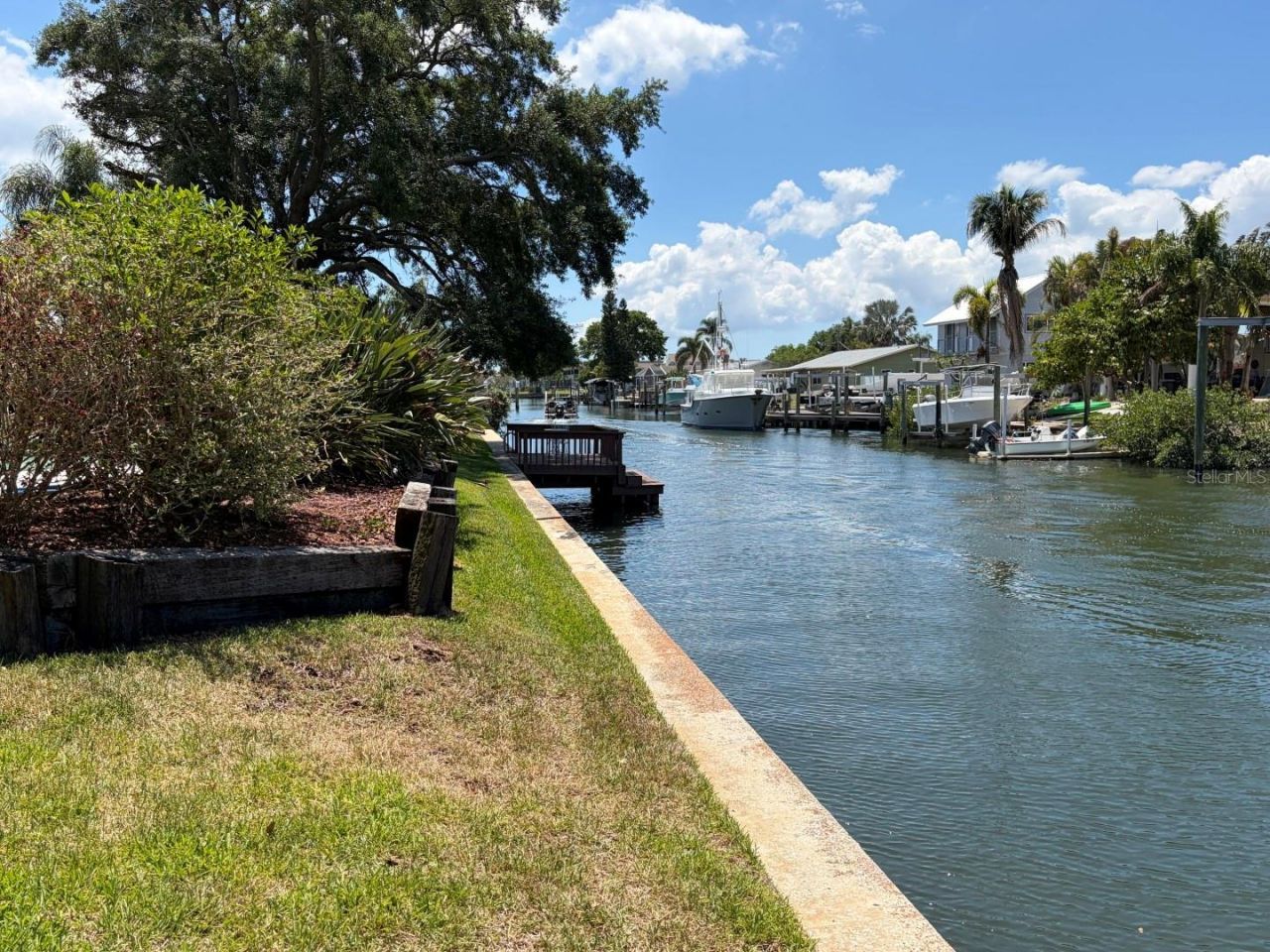8728 Cobblestone Drive, Tampa, FL 33615 Photo