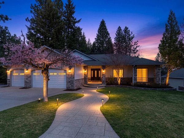 15117 E East Ridge Ln, Veradale, WA 99037