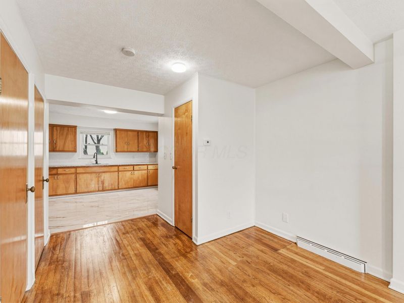 1887 E Cooke Road, Unit A, Columbus, OH 43224 Photo 11