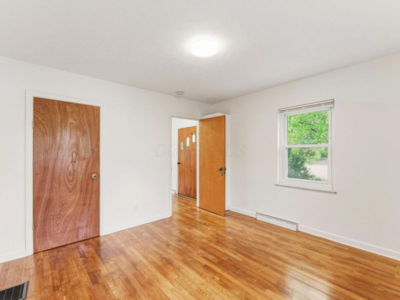1887 E Cooke Road, Unit A, Columbus, OH 43224 Photo 13