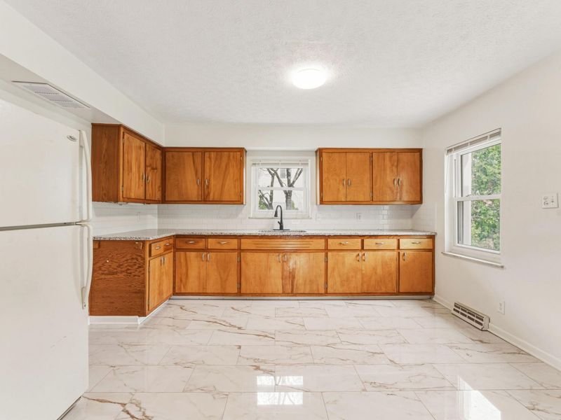 1887 E Cooke Road, Unit A, Columbus, OH 43224 Photo 7