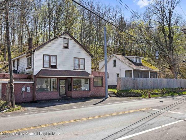 1950-1958 Ulster Avenue, Lake Katrine, NY 12449