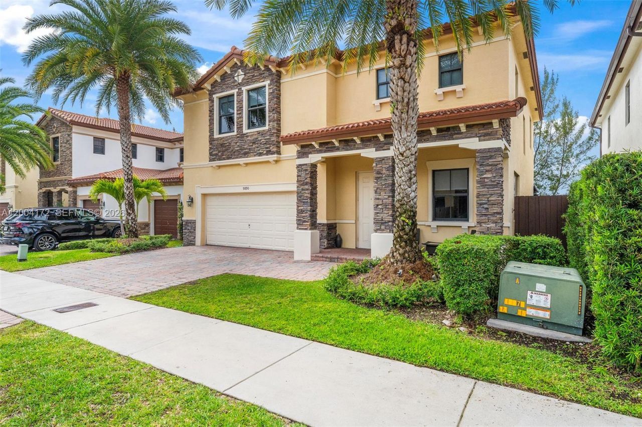 9890 NW 86th Ter, Doral, FL 33178 Photo