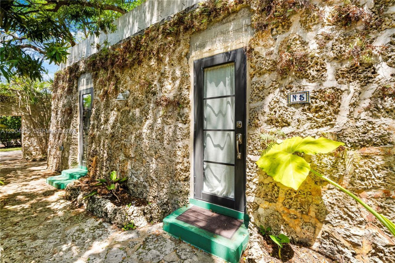 1301 Milan Ave , Coral Gables, FL 33134 Photo