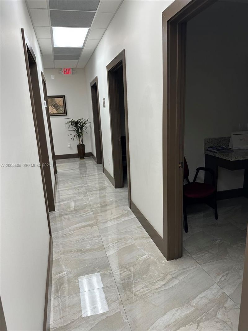 1601 N Palm Ave, Unit 311, Pembroke Pines, FL 33026 Photo