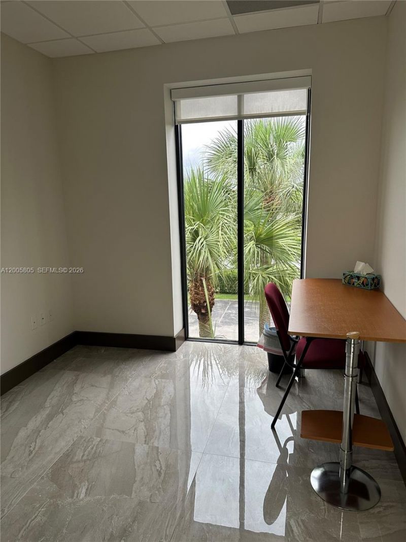 1601 N Palm Ave, Unit 311, Pembroke Pines, FL 33026 Photo