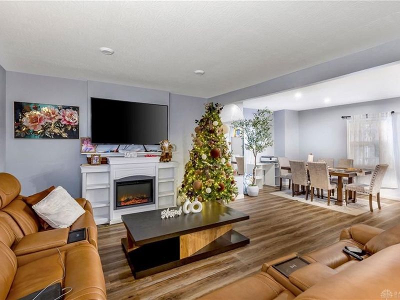 4302 Sylvan Drive, Dayton, OH 45417 Photo 3