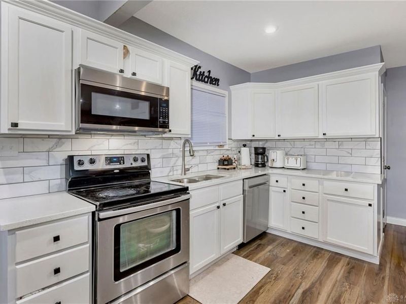 4302 Sylvan Drive, Dayton, OH 45417 Photo 9