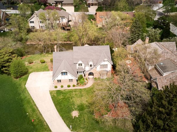 766 Camelot Drive , Burr Ridge, IL 60527