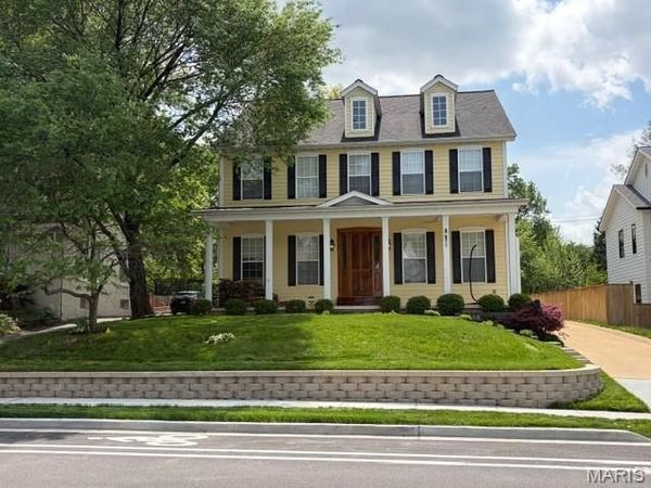 420 W Essex Avenue, St Louis, MO 63122