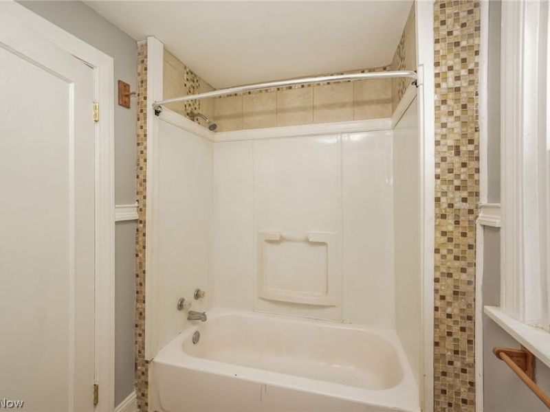 3500 W 95th Street, Cleveland, OH 44102 Photo 16