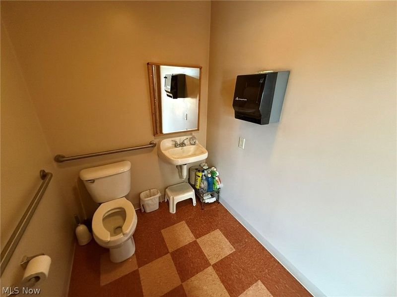 1 Dennison Yard Circle, Dennison, OH 44621 Photo 8