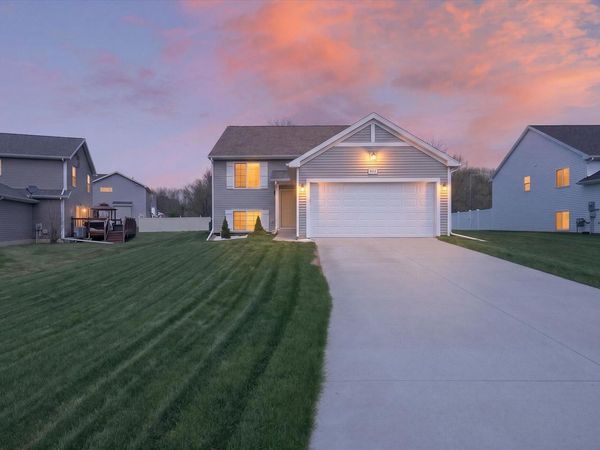 603 Independence Avenue, Jackson, MI 49201