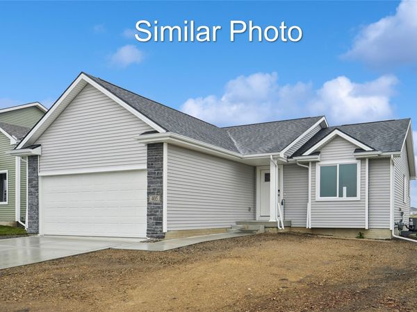 2107 White Oak Lane, Granger, IA 50109