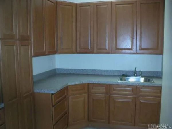 245-10 Jericho Turnpike, Floral Park, NY 11001