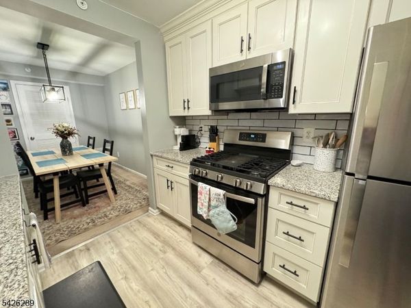 322 Stratford Pl, Bridgewater, NJ 08805