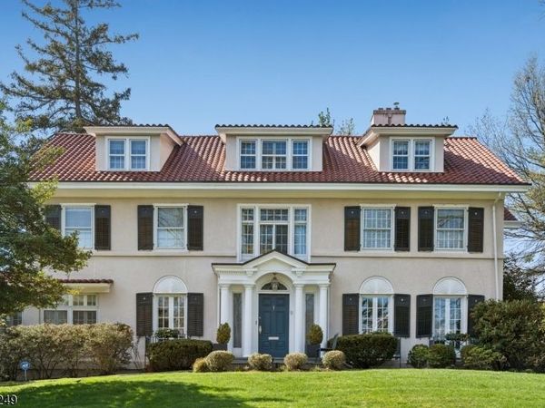 9 Quentin Ct, Maplewood, NJ 07040