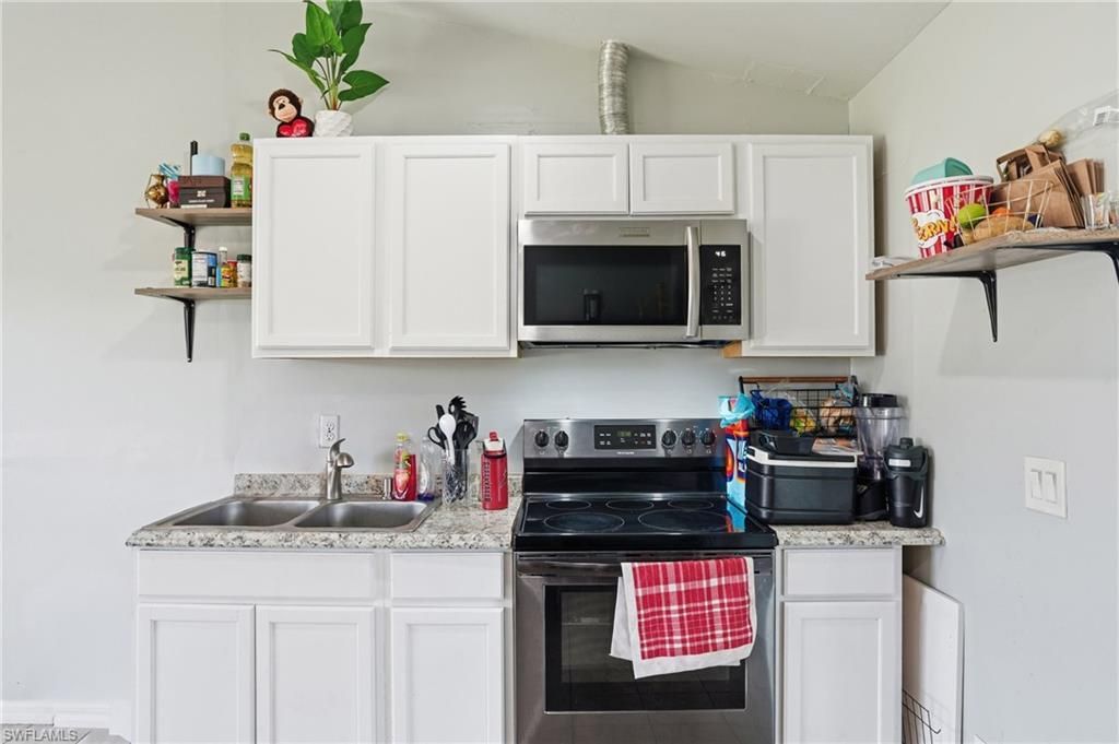 8346 Bamboo Rd , Fort Myers, FL 33967 Photo