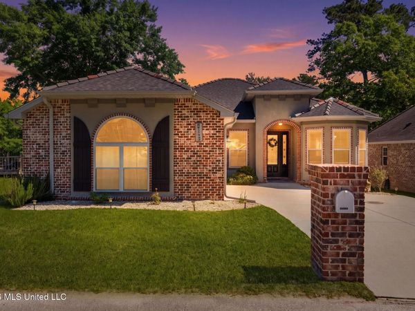 87112 Highpoint Drive, Diamondhead, MS 39525