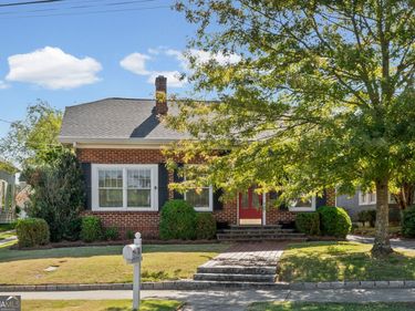 78 LaGrange Street, Newnan, GA 30263