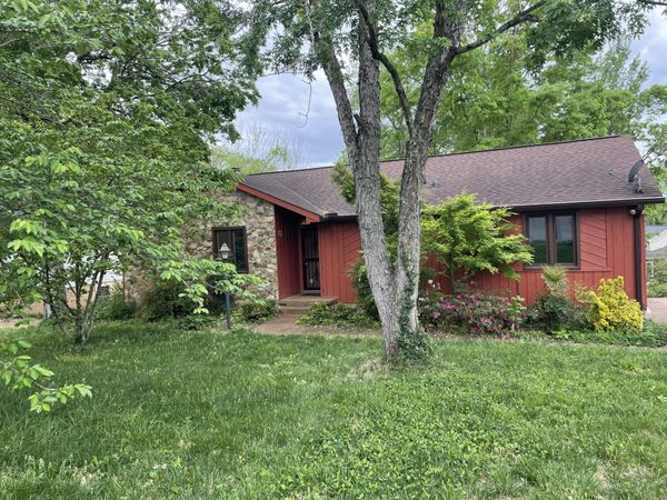6808 River Ridge Dr, Nashville, TN 37221