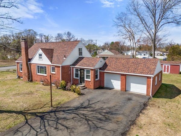 646 Mill St, Agawam, MA 01030