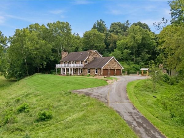 131 Loretto Lane, Parkersburg, WV 26101