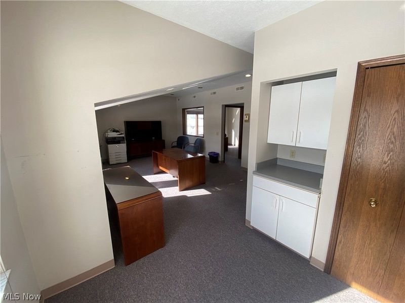 320 Orchardview Road, Seven Hills, OH 44131 Photo 8