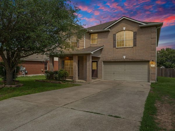 513 Friendship CV , Leander, TX 78641