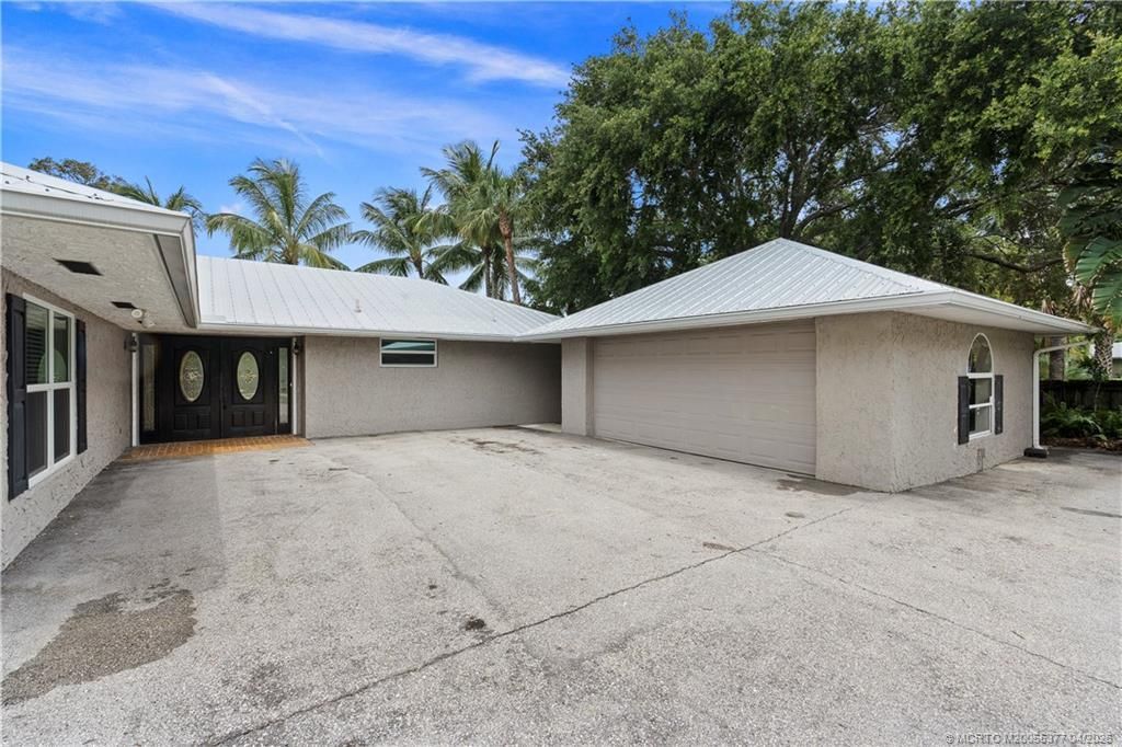 53 N Sewalls Point Road, Sewalls Point, FL 34996 Photo