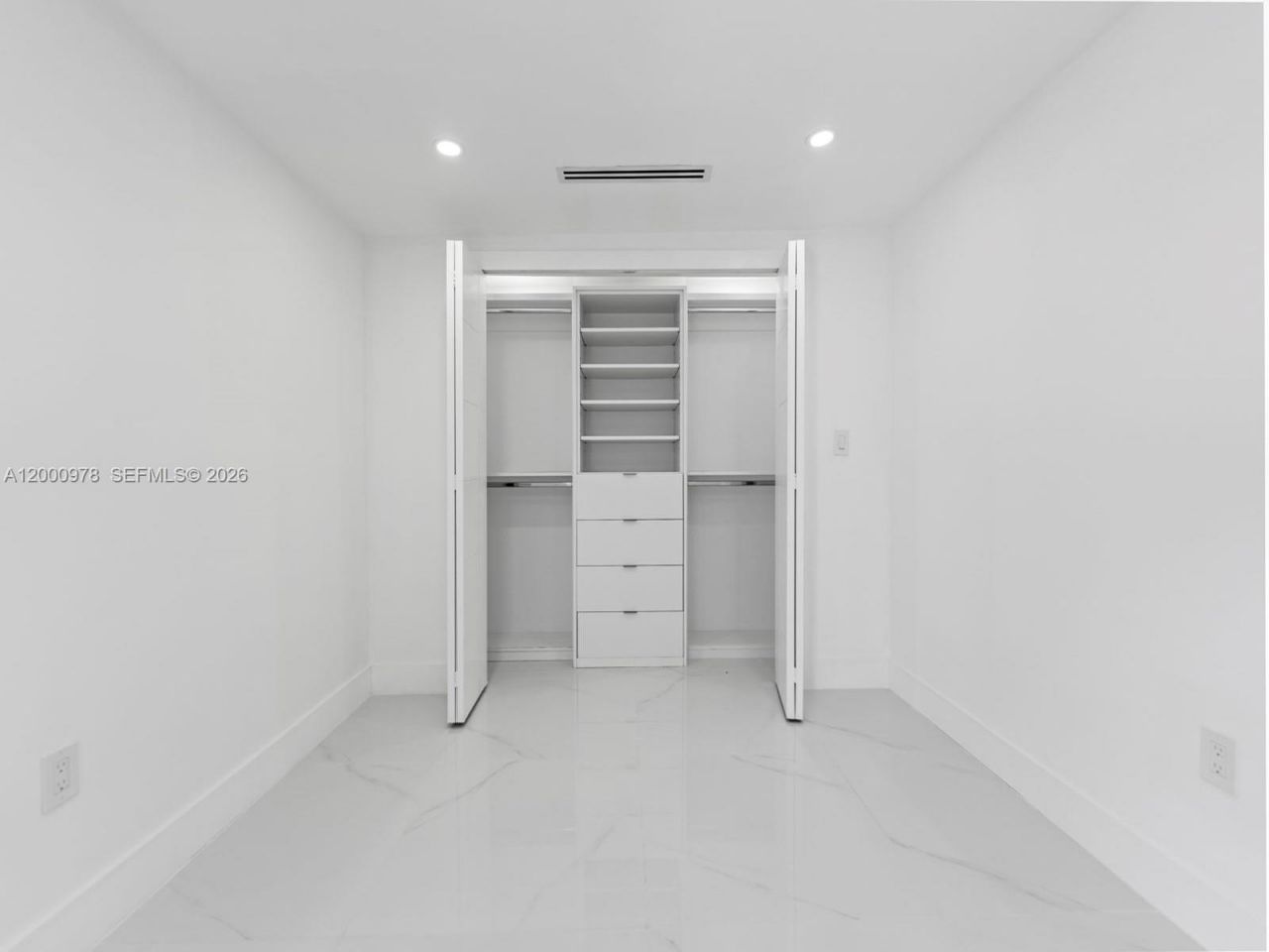 1007 Citrus Isle , Fort Lauderdale, FL 33315 Photo
