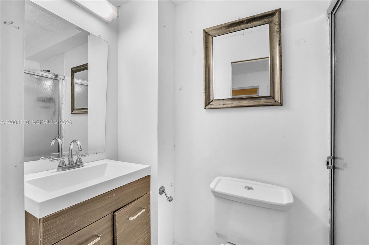 219 SW 6th Ave, Miami, FL 33130 Photo